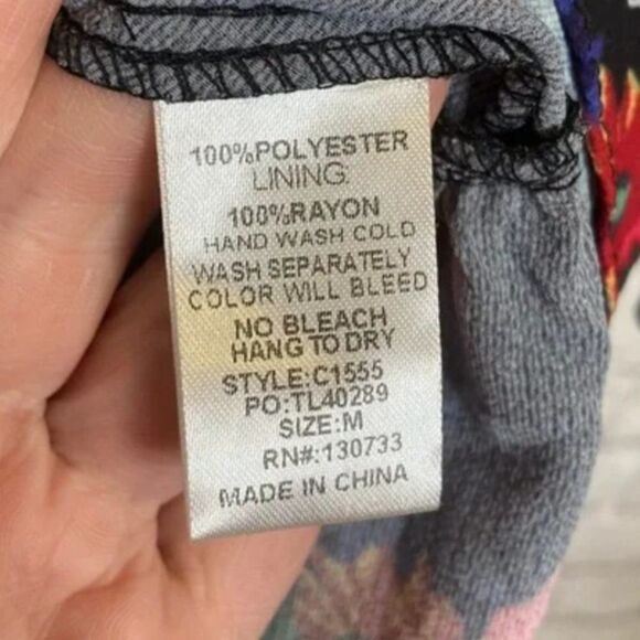 Umgee MADALYN DRESS Medallion Floral Size Medium - Picture 8 of 10